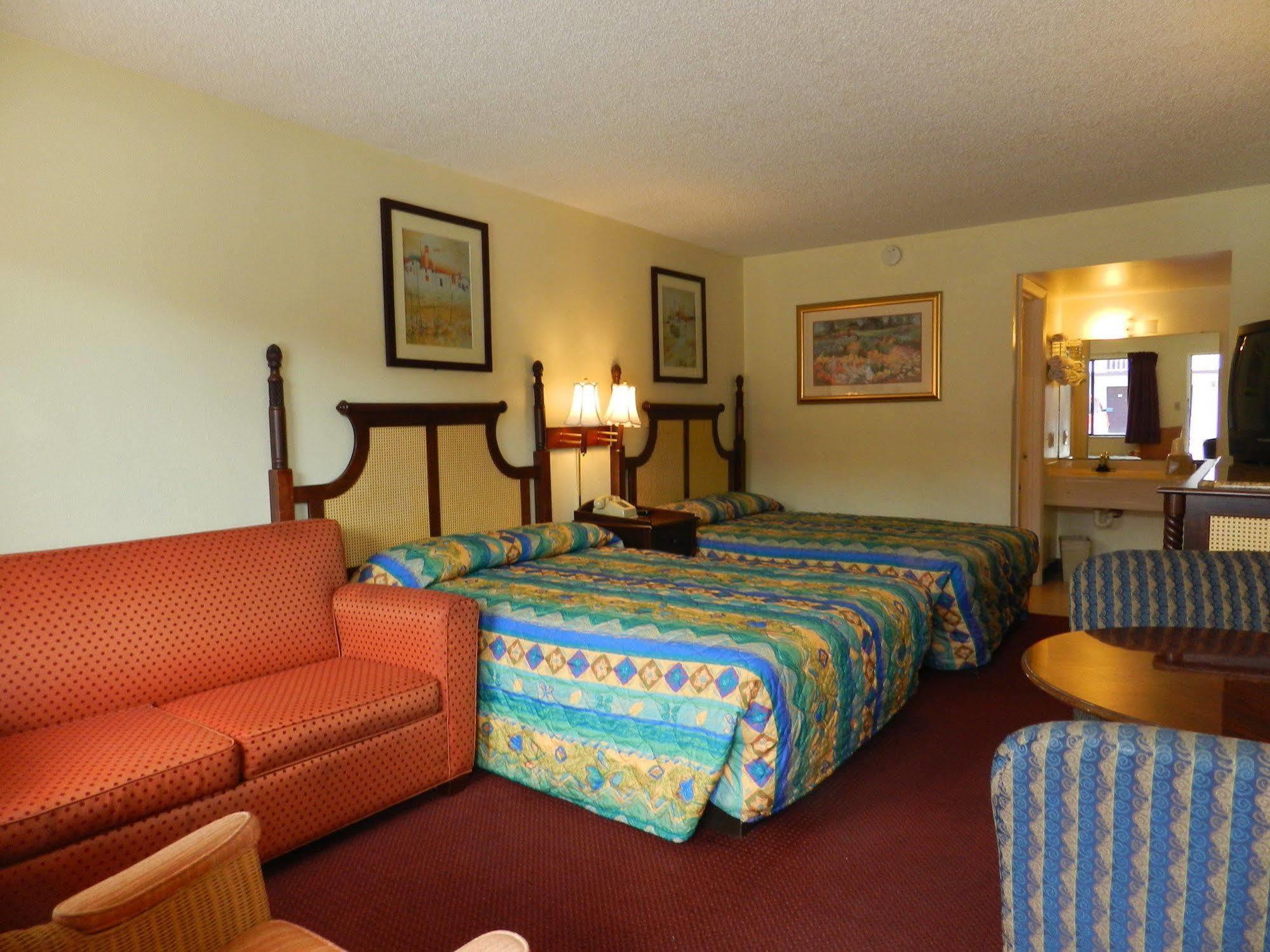 Maple Leaf Inn & Suites Kissimmee Exterior photo